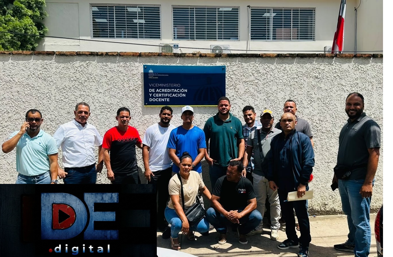 Maestros de EF reclaman al MINERD solución a retraso en evaluación y temen quedar fuera de incentivos